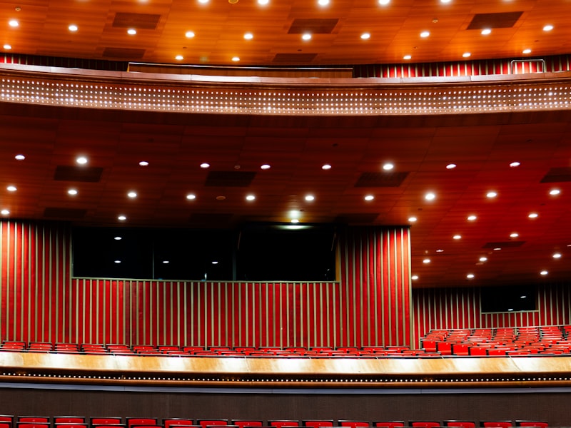 Opening keynote at the Global Leadership Summit in Zurich — 2,400 attendees across two days focused on the future of organizational leadership.